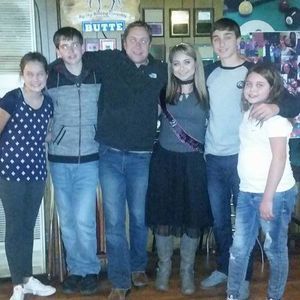 Meet your Posher, Dennis